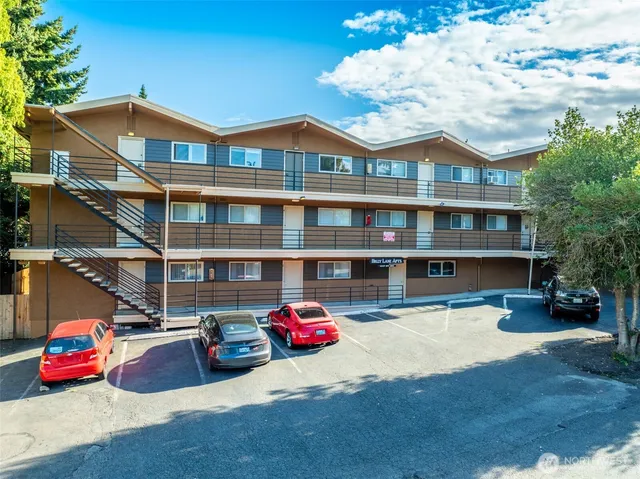 a car parked in front of a building