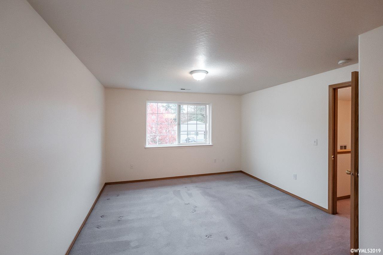 6542 Looney Lane Southwest Albany, OR 97321 - Photo 37 of 41