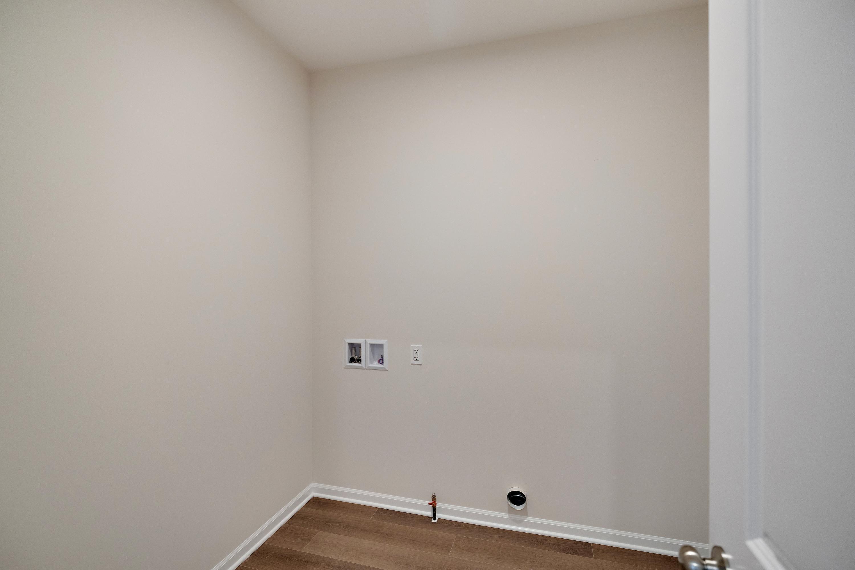 3853 Lookout Road Valparaiso, IN 46385 - Photo 11 of 27 3000x2000