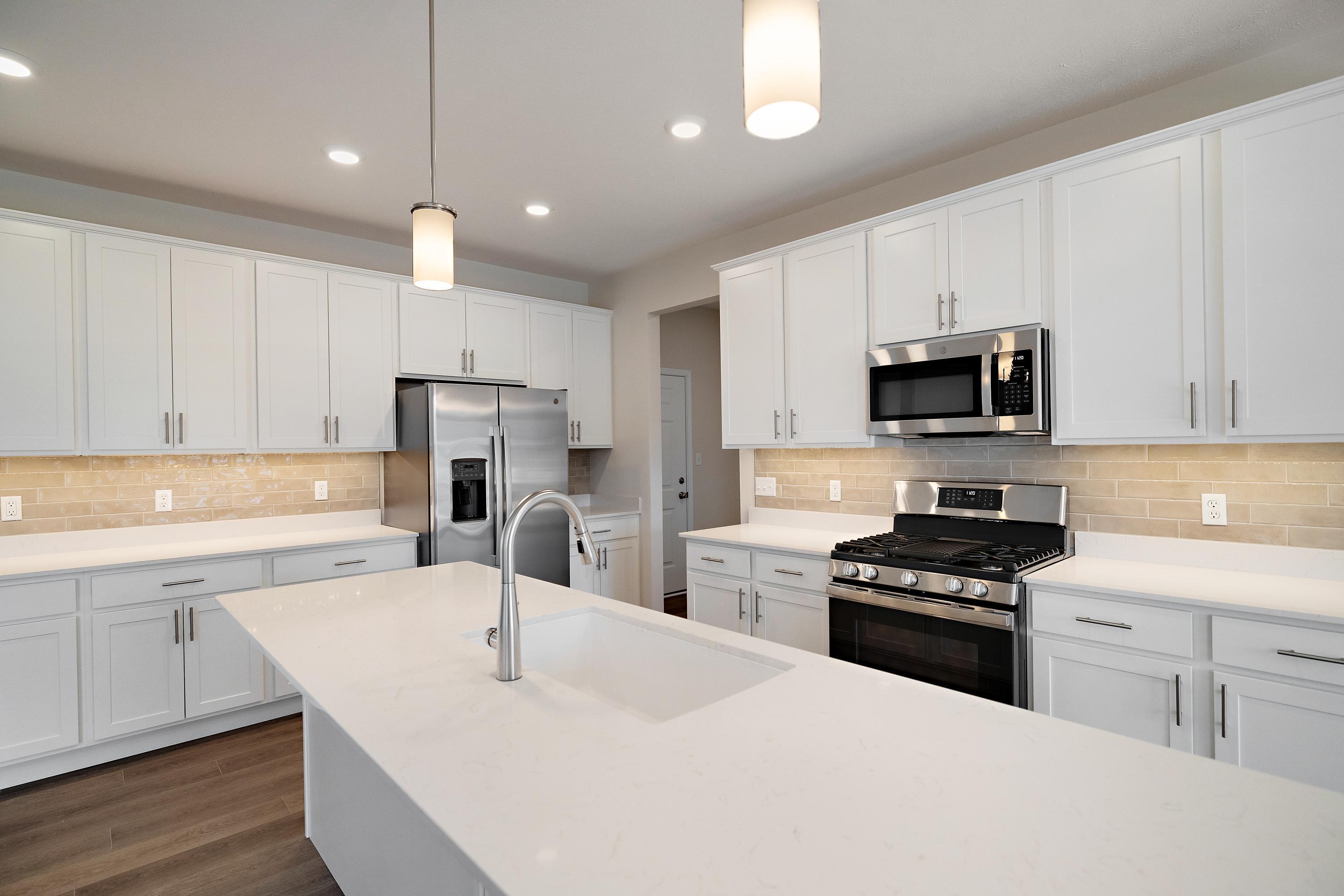 3853 Lookout Road Valparaiso, IN 46385 - Photo 9 of 27 3000x2000