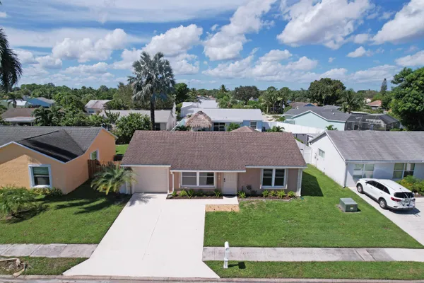 $3,500 | 105 Wingate Drive, Jupiter, FL 33458