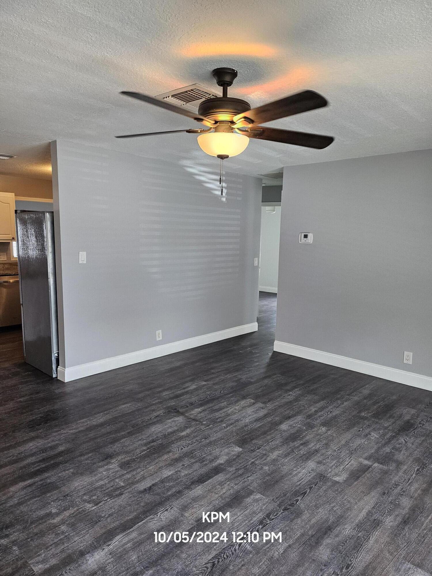 105 Wingate Drive Jupiter, FL 33458 - Photo 6 of 43 front living