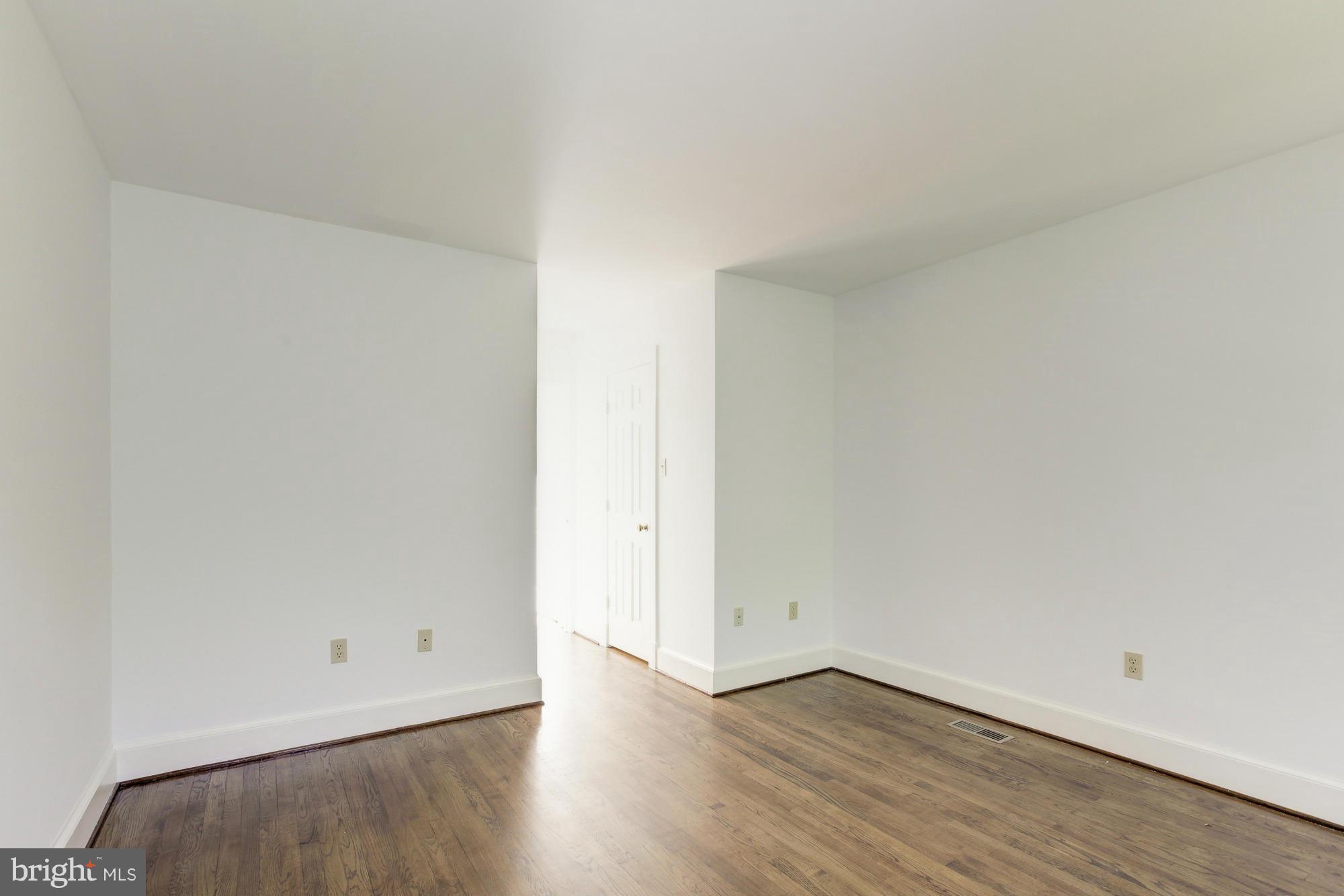 3986 Georgetown Court Northwest Washington, DC 20007 - Photo 18 of 26 Bedroom