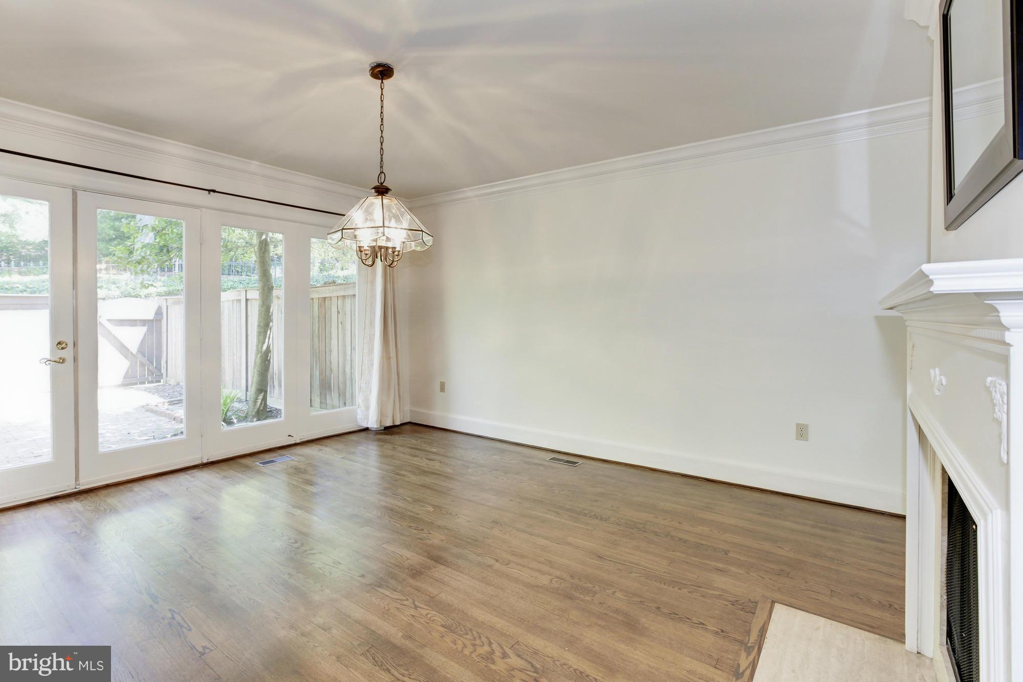 3986 Georgetown Court Northwest Washington, DC 20007 - Photo 9 of 26 Dining Room