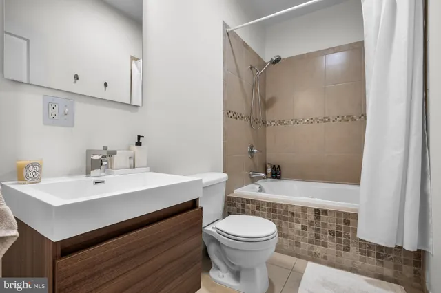 $529,900 | 1627 Fairmount Avenue, Unit B, Philadelphia, PA 19130