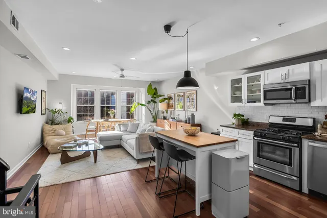 $529,900 | 1627 Fairmount Avenue, Unit B, Philadelphia, PA 19130