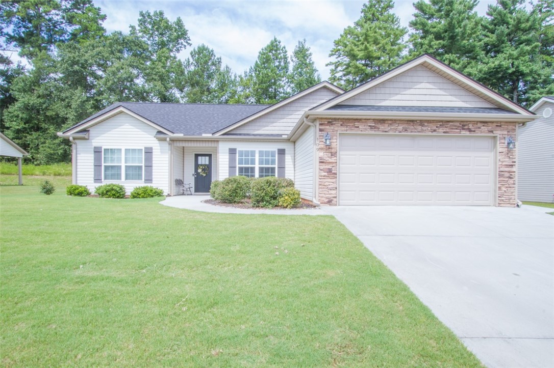 Front view of home