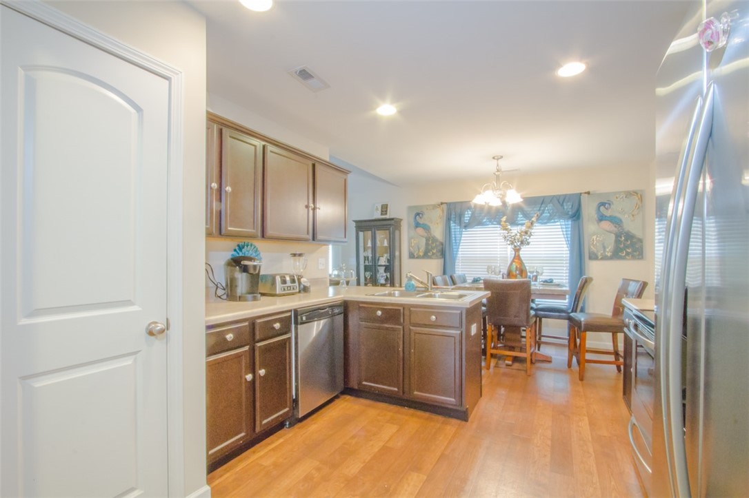 109 Gallant Lane, Unit ANDERSON Anderson, SC 29621 - Photo 11 of 36 Kitchen