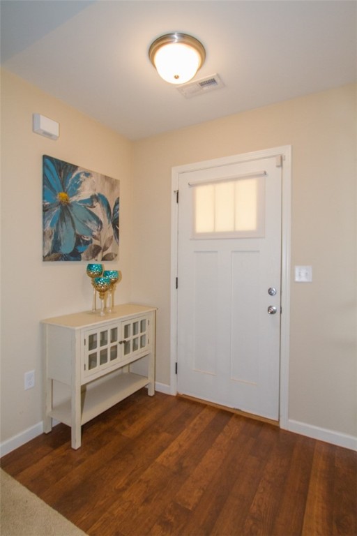 109 Gallant Lane, Unit ANDERSON Anderson, SC 29621 - Photo 5 of 36 Foyer