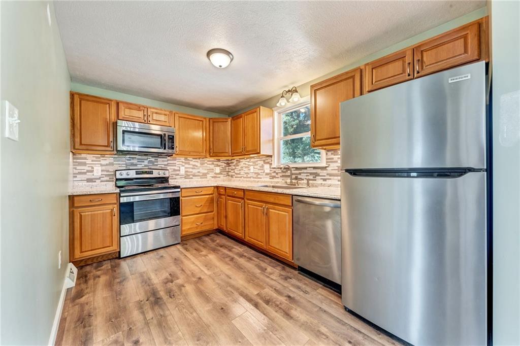 1934 Sohn Road Aliquippa, PA 15001 - Photo 8 of 22 Gallery Image 8