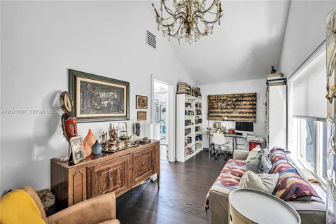 $3,599,000 | La Gorce, Miami Beach, FL 33140