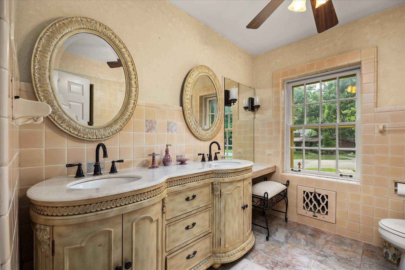 2221 Twin Oak Road Peru, IL 61354 - Photo 57 of 82 Gallery Image 57