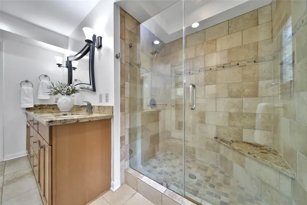 $495,000 | 1362 Bullock Lane, Houston, TX 77055