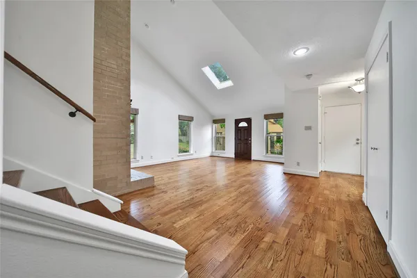 $495,000 | 1362 Bullock Lane, Houston, TX 77055