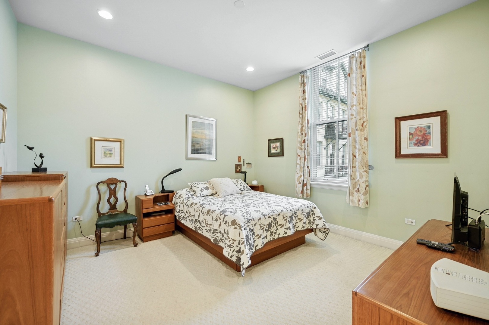 1041 Ridge Road, Unit 315 Wilmette, IL 60091 - Photo 11 of 20 Gallery Image 11