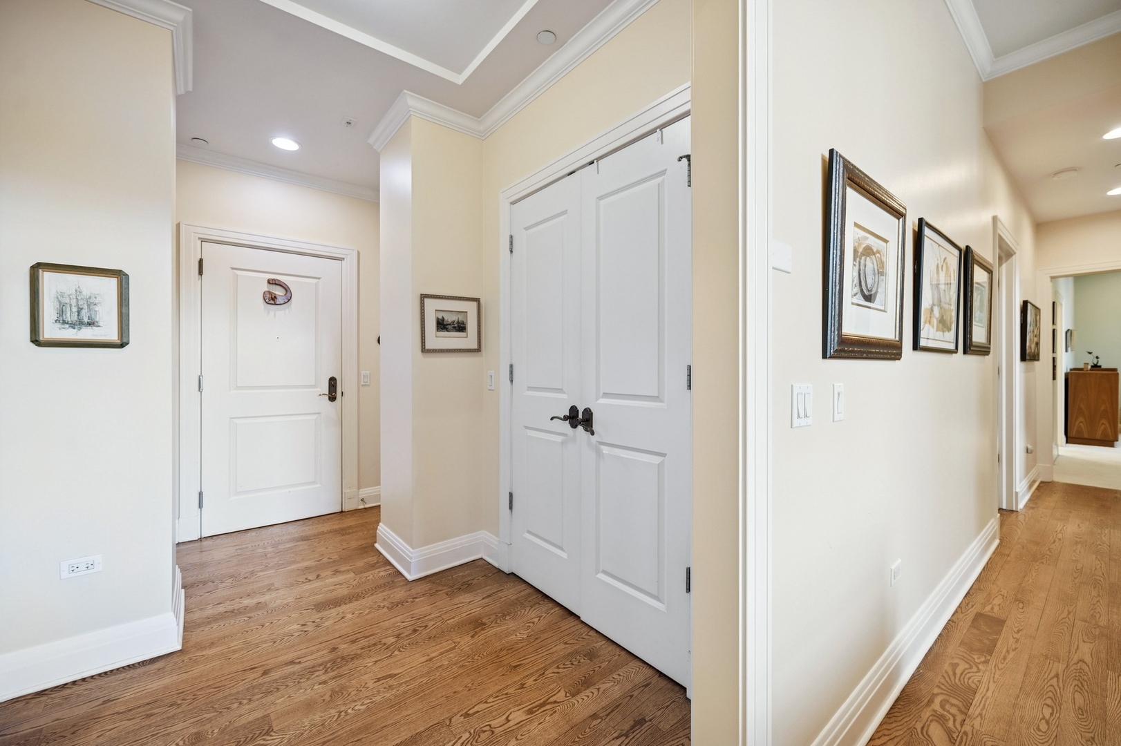 1041 Ridge Road, Unit 315 Wilmette, IL 60091 - Photo 16 of 20 Gallery Image 16