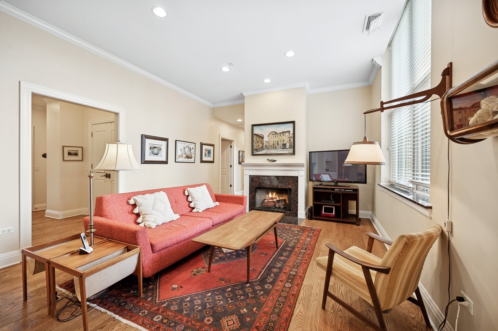 1041 Ridge Road, Unit 315 Wilmette, IL 60091 - Photo 2 of 20 Gallery Image 2
