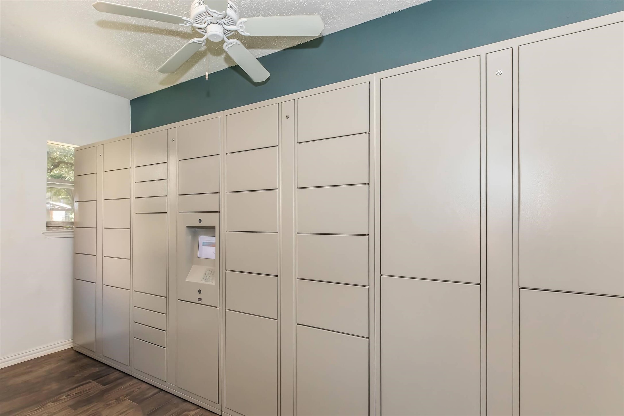 8301 Boat Club Road, Unit 937 Fort Worth, TX 76179 - Photo 32 of 42 a bathroom with a fan and a shower