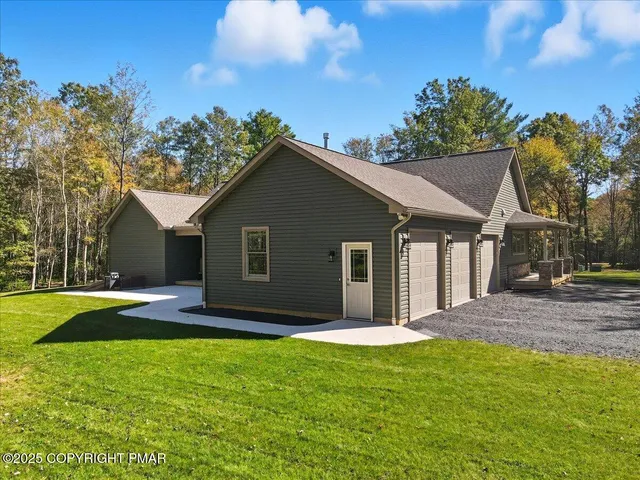 $786,431 | 154 Sterner Run Road, Kunkletown, PA 18058