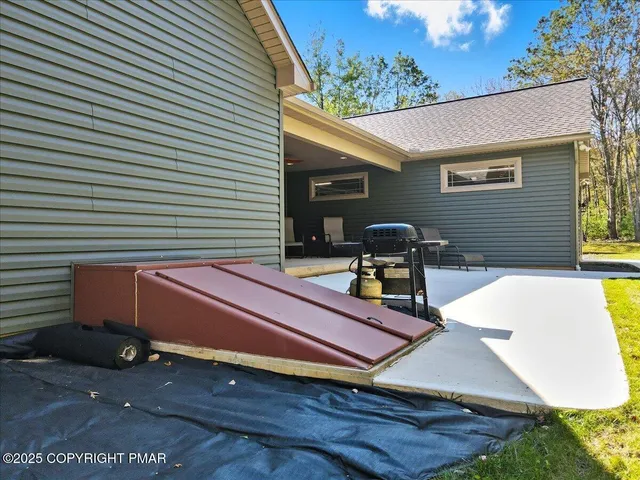 $786,431 | 154 Sterner Run Road, Kunkletown, PA 18058