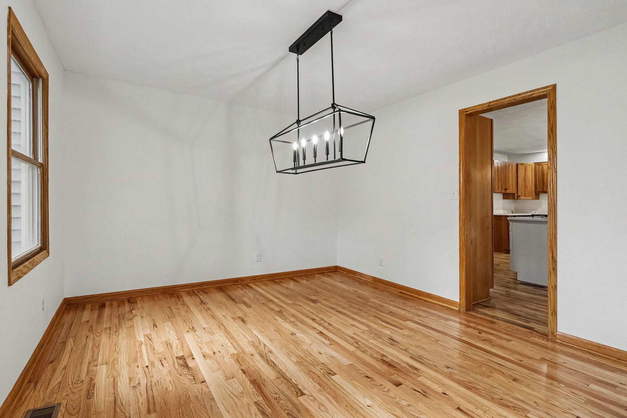 2415 Burton Road Niles, MI 49120 - Photo 7 of 36 007_file_3077