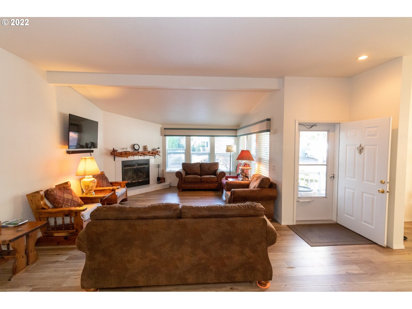 451 Sherwood Loop Florence, OR 97439 - Photo 10 of 32 Gallery Image 10