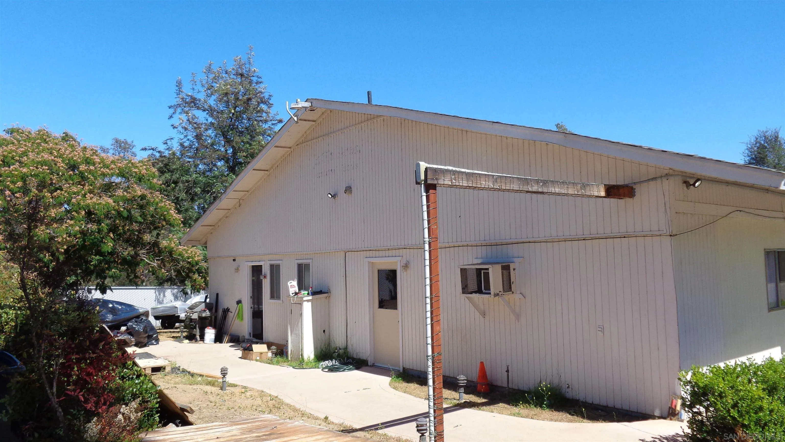 28560 Lilac Road, Unit A Valley Center, CA 92082 - Photo 1 of 19