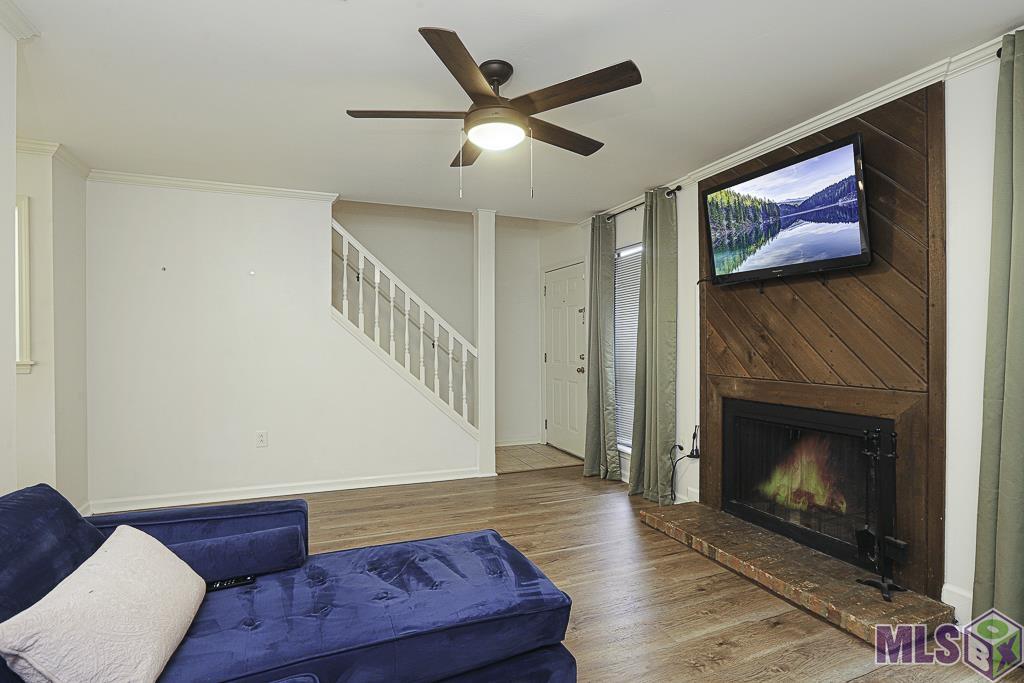 972 Ridgepoint Court, Unit 972 Baton Rouge, LA 70810 - Photo 2 of 23 Gallery Image 2