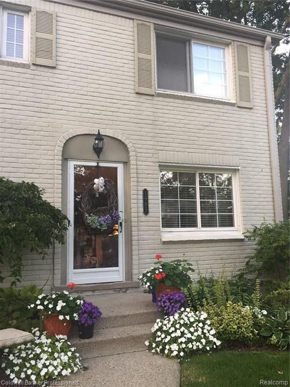 1905 Graefield Road Birmingham, MI 48009 - Photo 3 of 20