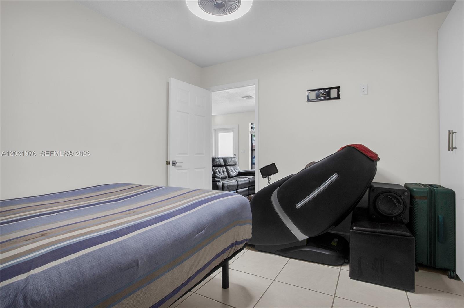 855 West 70 Place Hialeah, FL 33014 - Photo 20 of 39