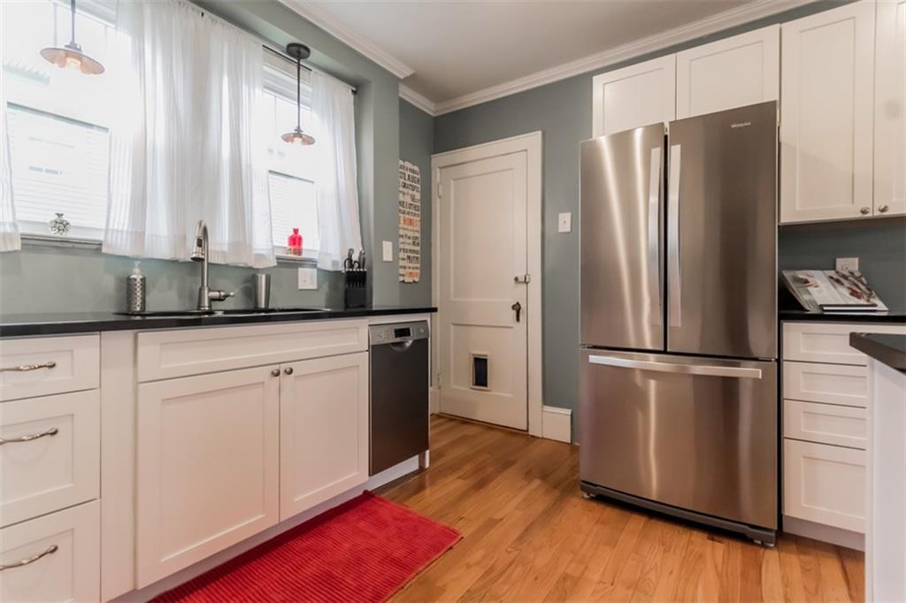 1202 Washington Avenue Portland, ME 04103 - Photo 13 of 35 Photo