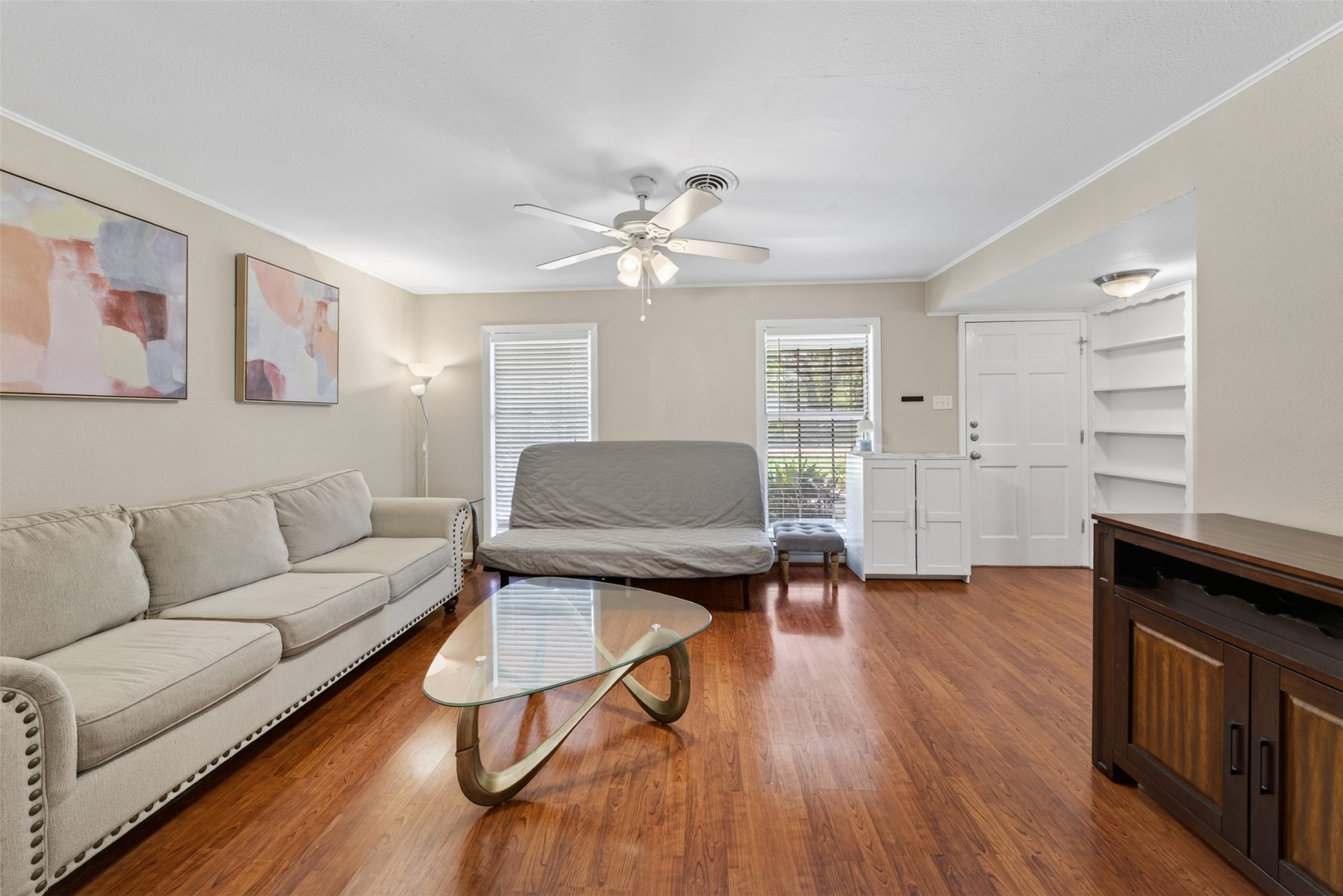6705 Roos Road Houston, TX 77074 - Photo 9 of 36 Gallery Image 9