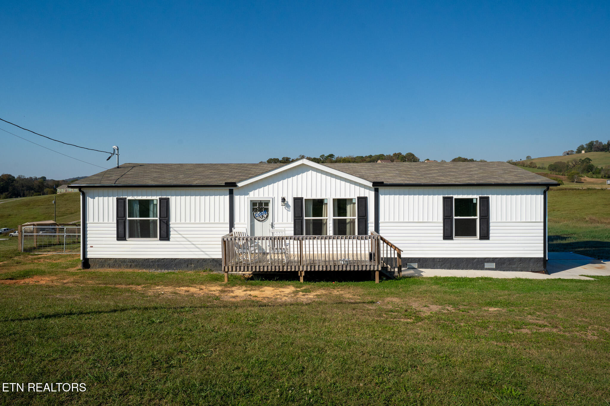 1612 Howell River Road -01