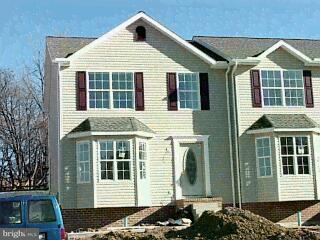 21 South Center Street Hanover, PA 17331 - Photo 1 of 1 Gallery Image 1
