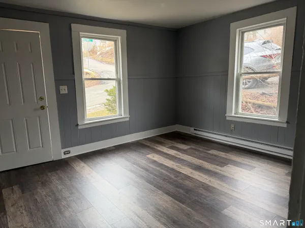 $1,495 | 112 Rockwell Street, Unit 1, Winchester, CT 06098