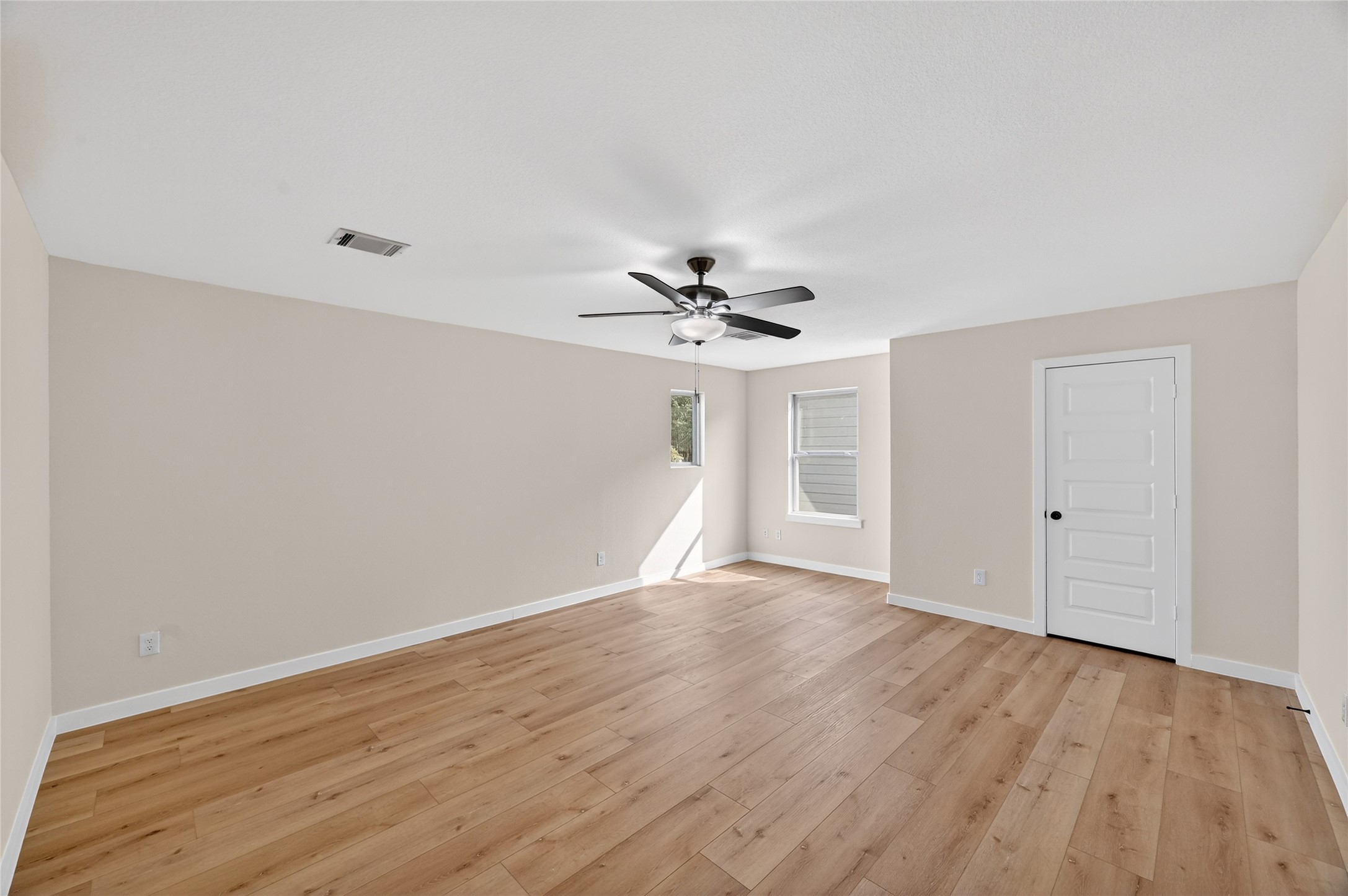 640 Levine Court Conroe, TX 77316 - Photo 14 of 22 Upstair Flex Space