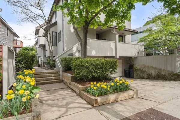 $1,395,000 | 99-101 Larch Road, Unit 99, Cambridge, MA 02138