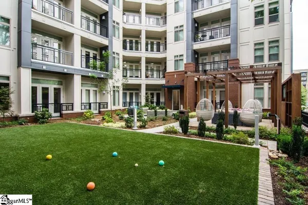 $2,914 | 212 East Broad Street, Unit COTTON, Greenville, SC 29601