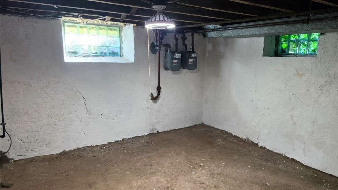 148 Parkway Rochester, NY 14608 - Photo 18 of 18 Basement Extra Room