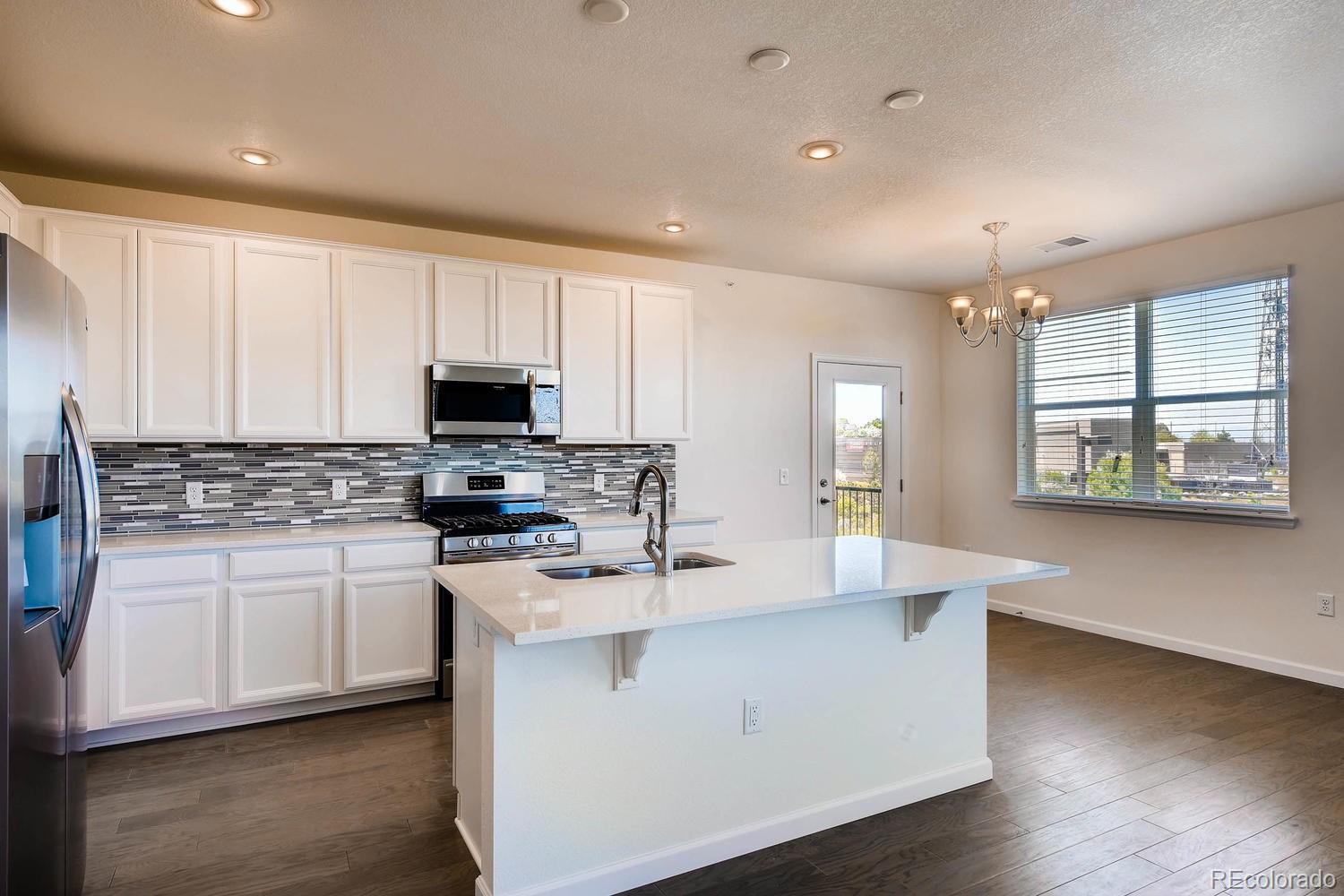 4569 Copeland Lane, Unit 101 Highlands Ranch, CO 80126 - Photo 5 of 15