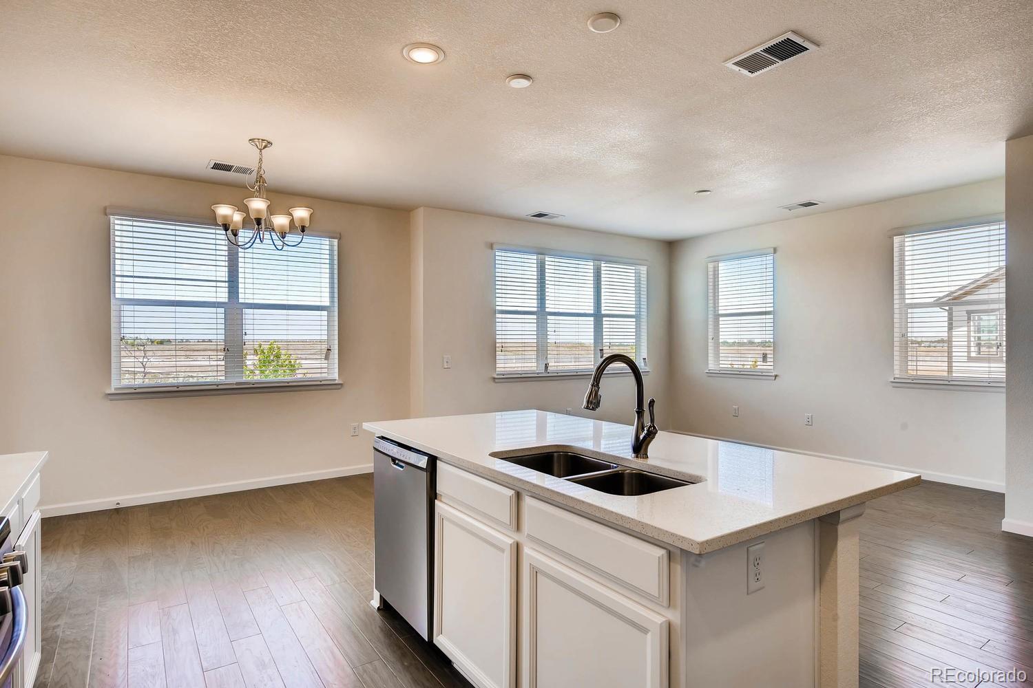 4569 Copeland Lane, Unit 101 Highlands Ranch, CO 80126 - Photo 7 of 15