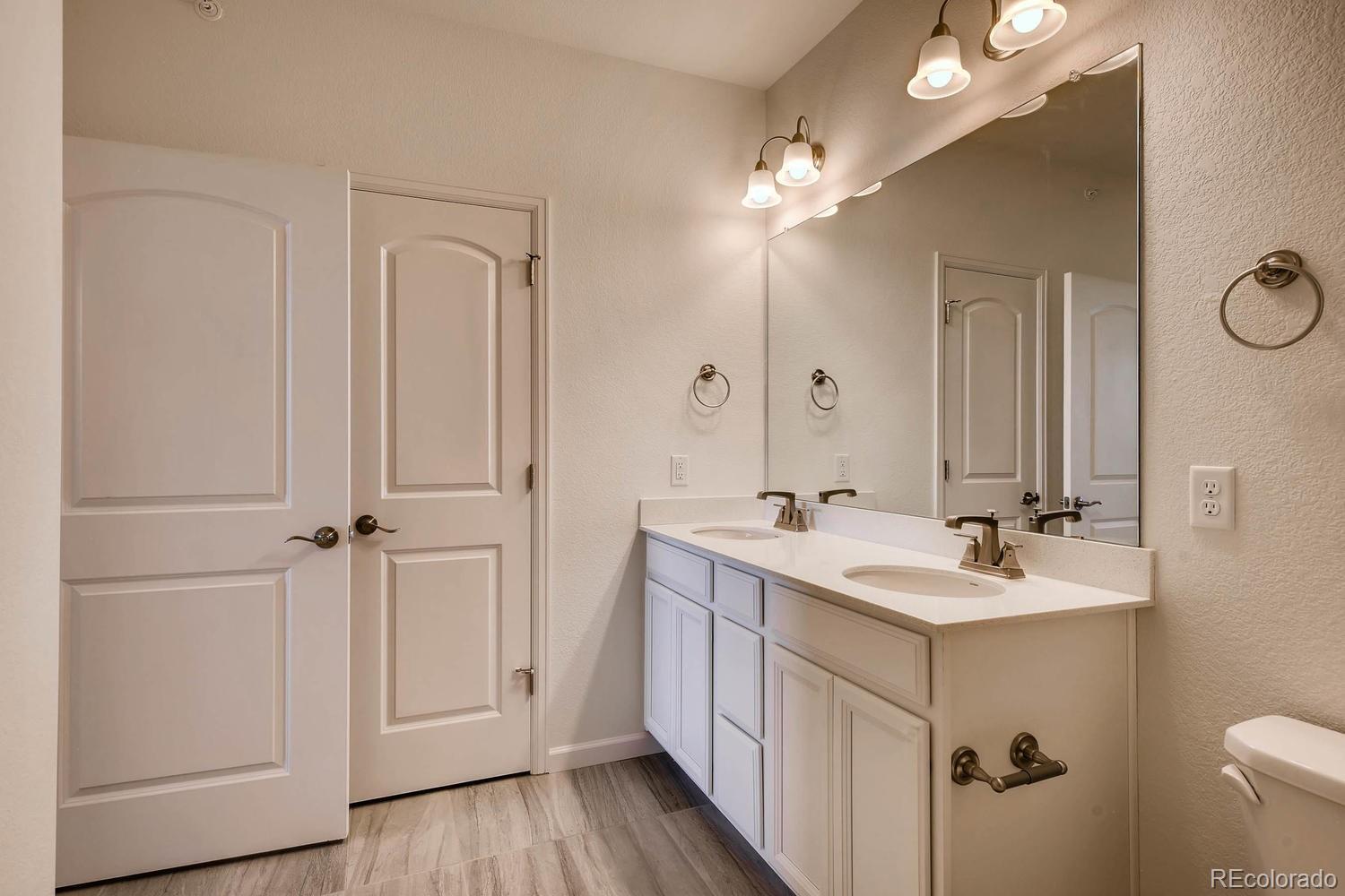 4569 Copeland Lane, Unit 101 Highlands Ranch, CO 80126 - Photo 10 of 15