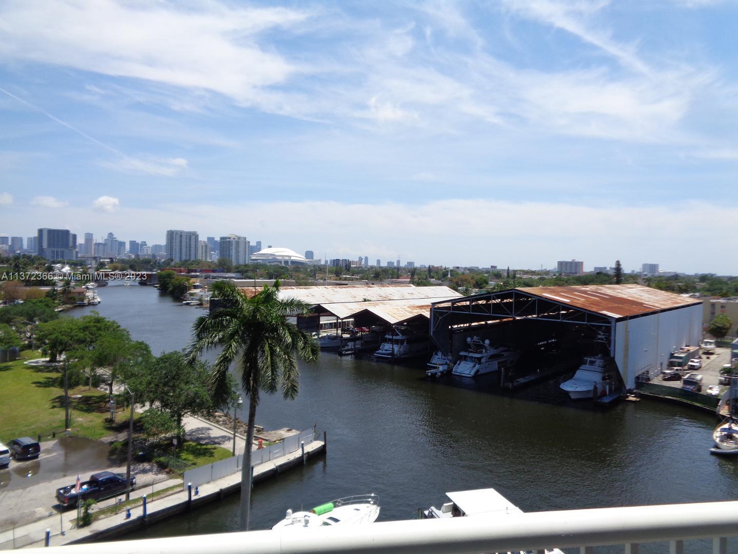 Allapattah Miami, FL 33142 - Photo 29 of 46 a view of lake and yard