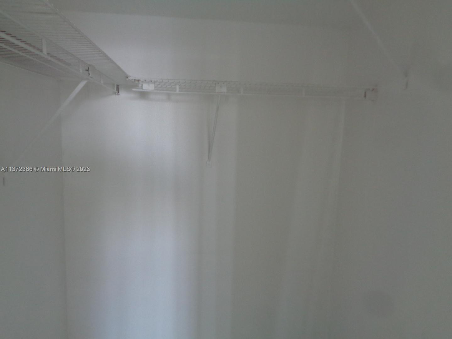 Allapattah Miami, FL 33142 - Photo 37 of 46 a view of a room