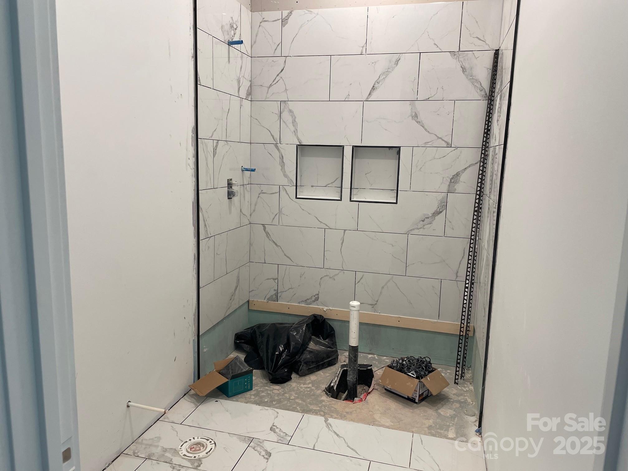 6855 Union Road Gastonia, NC 28056 - Photo 12 of 16 a bathroom with a sink and a mirror