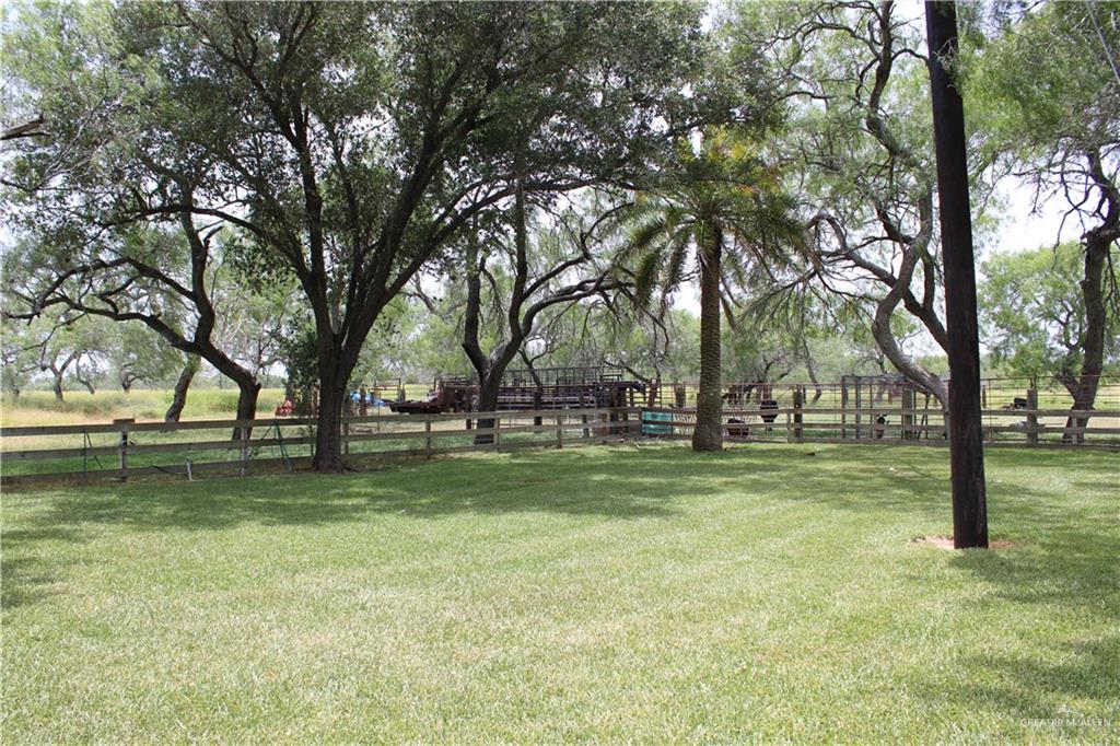 412 Cr 412 Road Falfurrias, TX 78355 - Photo 17 of 33
