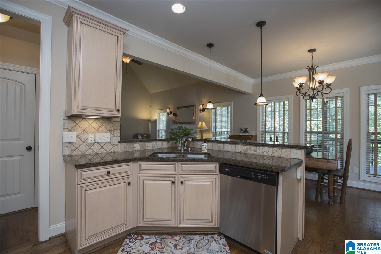 317 Sterling Manor Circle Alabaster, AL 35007 - Photo 14 of 41