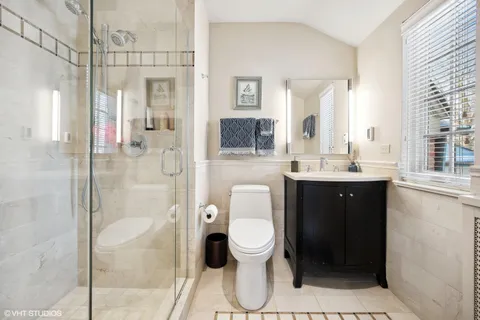 $2,200,000 | 599 Woodlawn Avenue, Glencoe, IL 60022