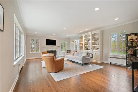 $2,200,000 | 599 Woodlawn Avenue, Glencoe, IL 60022
