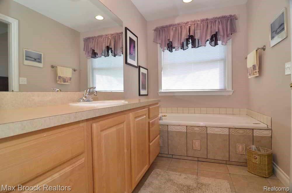 10450 County Line Road Ortonville, MI 48462 - Photo 25 of 30 2017-04-14 00.11